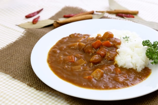 土曜はナニする お取り寄せ レトルトカレー